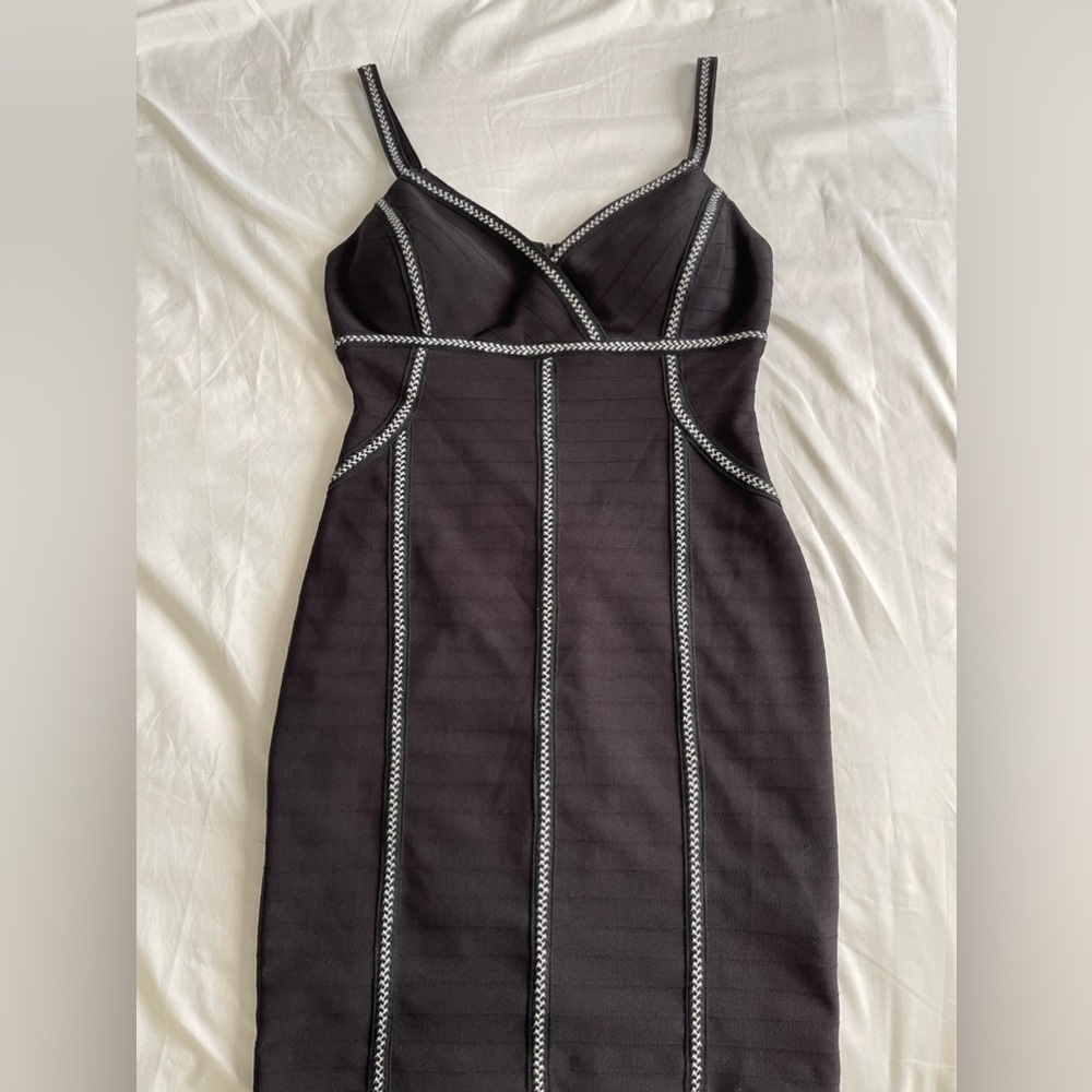 Guess Dress New! - Picture 3 of 7